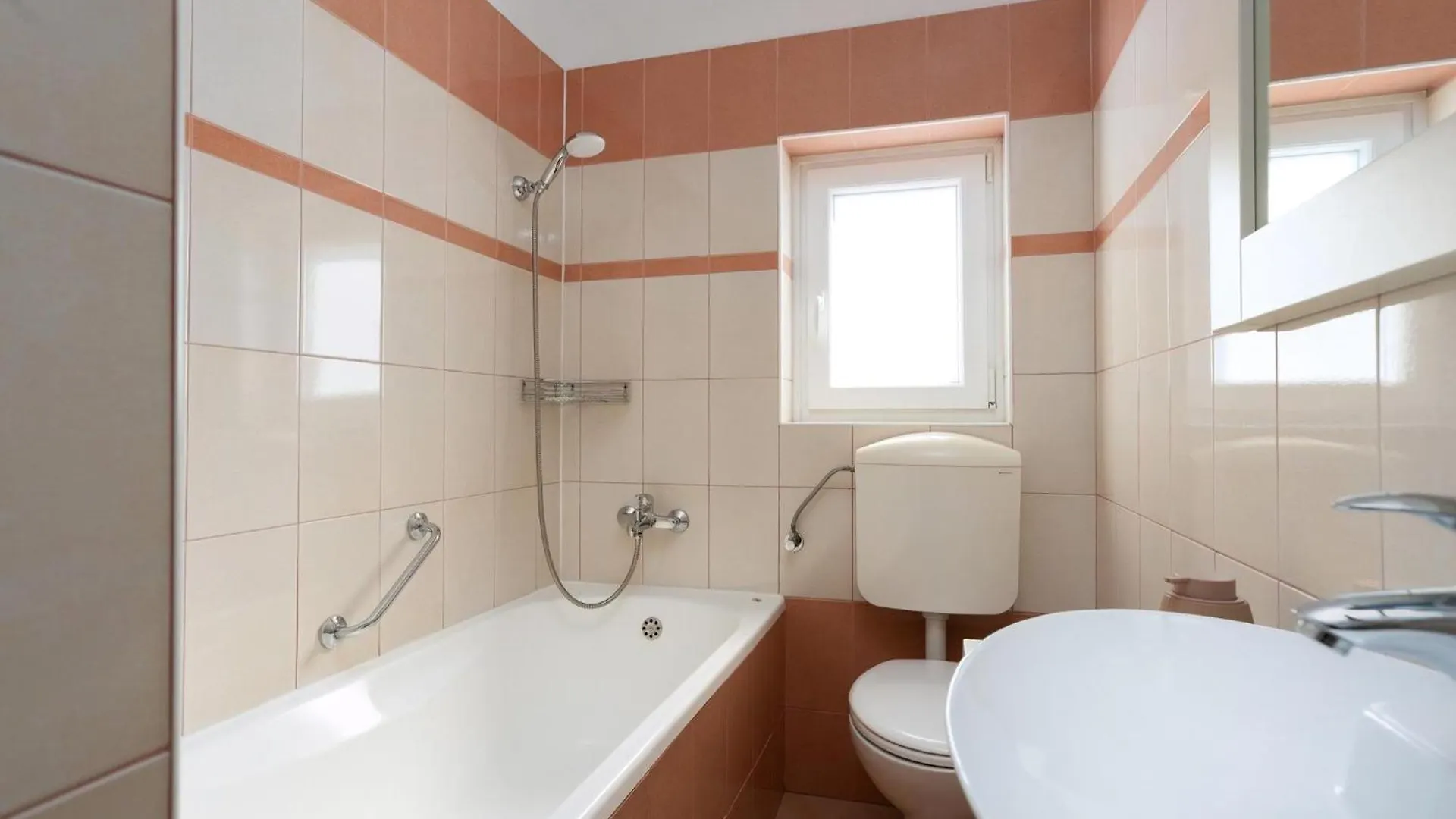 Elegantes Familienhaus Mit Privatem Pool Villa Porec 0*,
