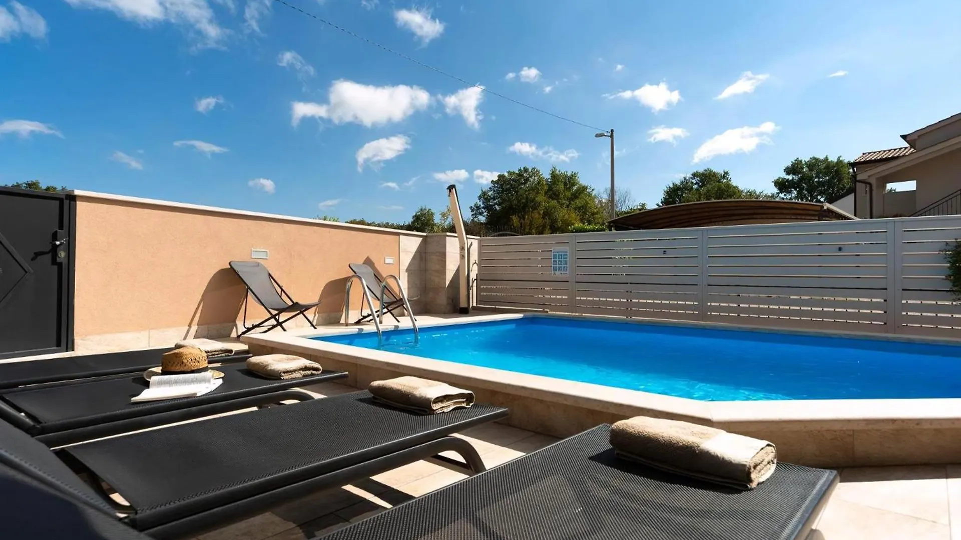 Elegantes Familienhaus Mit Privatem Pool Villa Porec 0*,  Croatia