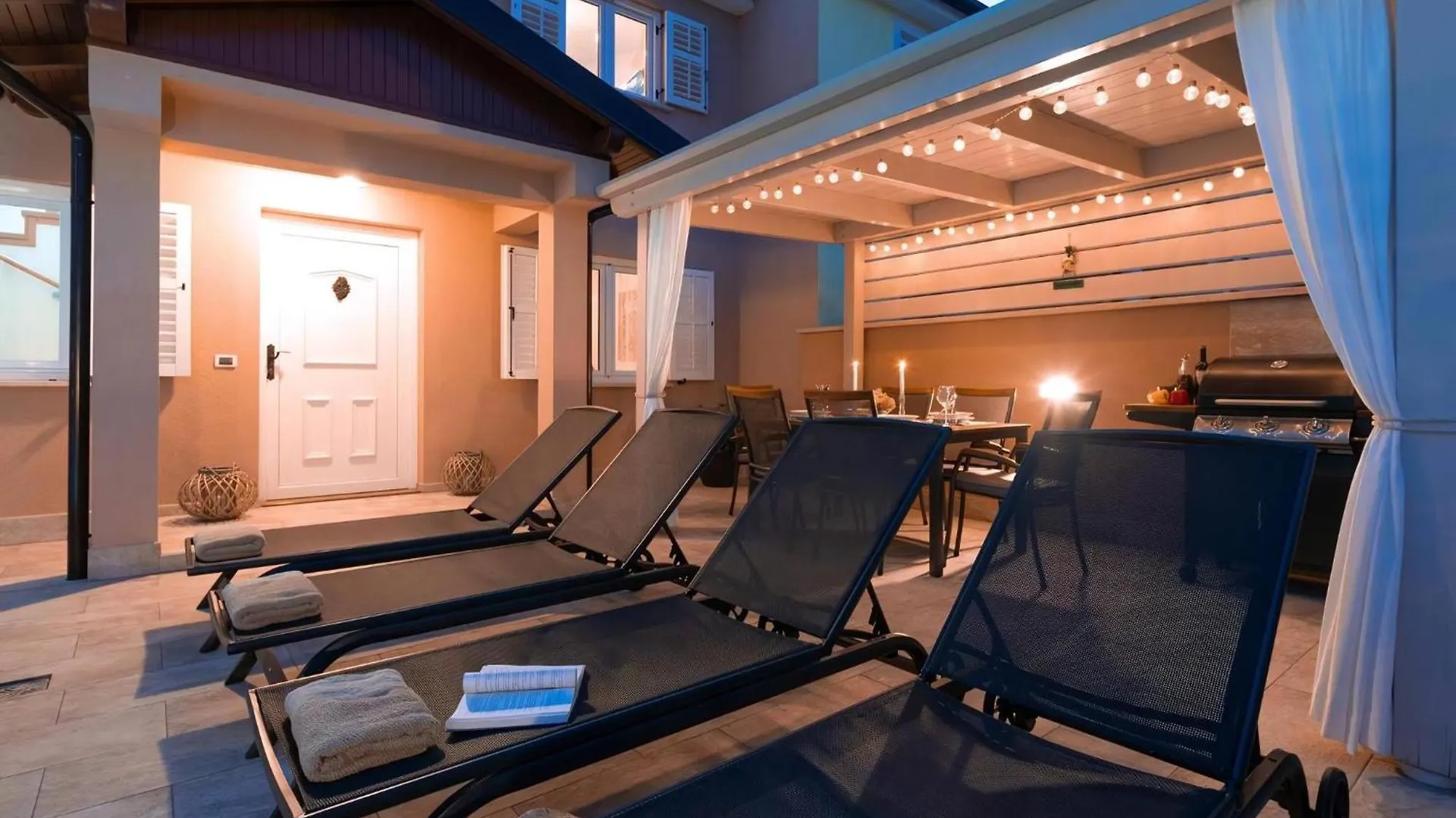 Elegantes Familienhaus Mit Privatem Pool Villa Porec