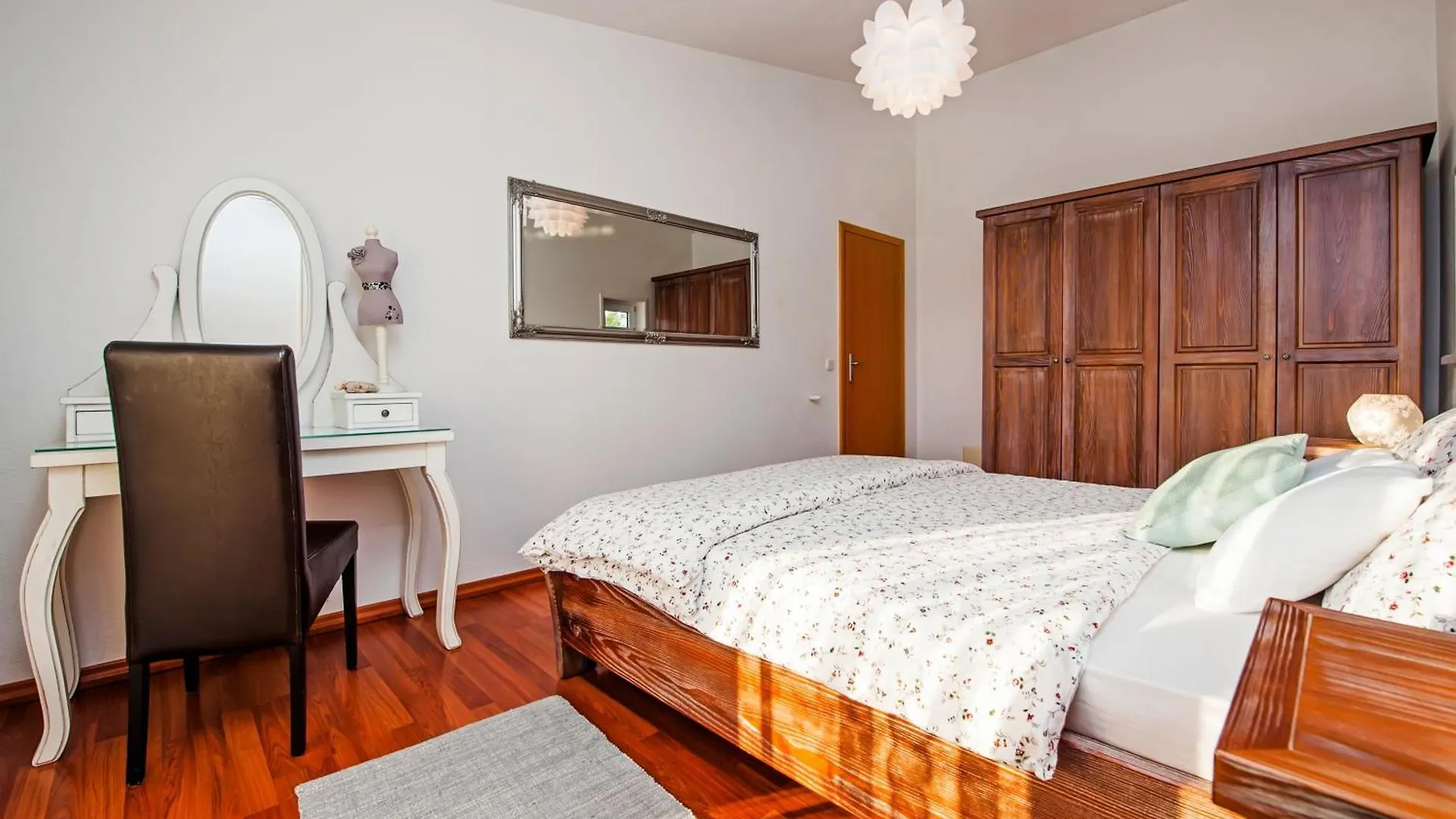 Elegantes Familienhaus Mit Privatem Pool Villa Porec Croatia