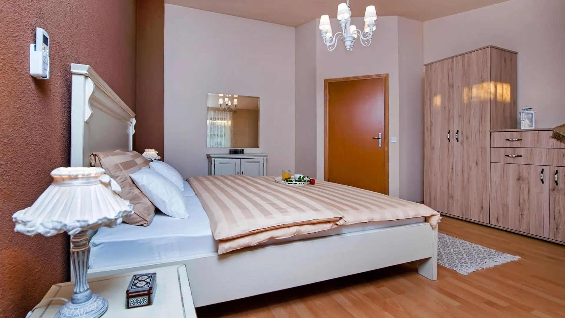Elegantes Familienhaus Mit Privatem Pool Villa Porec 0*,  Croatia